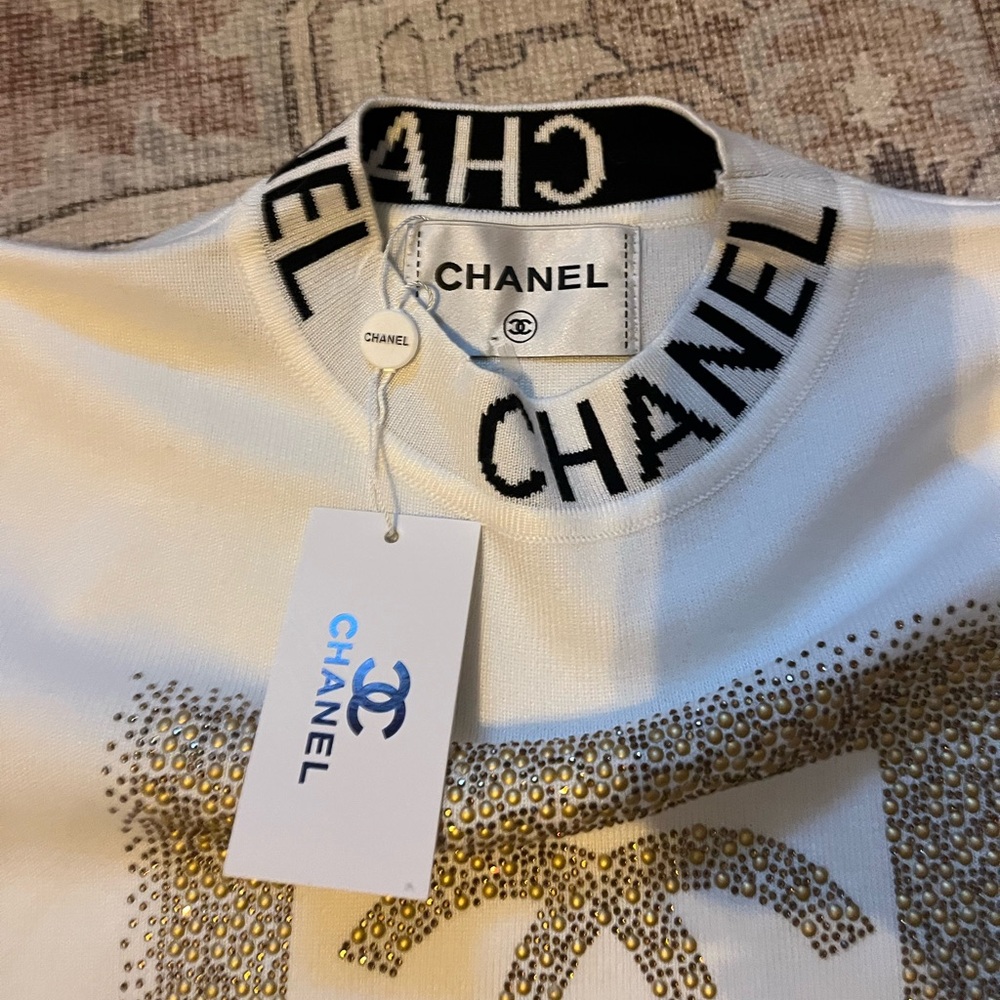 Chanel Brand New With Tags White Sweater - Picture 3 of 6